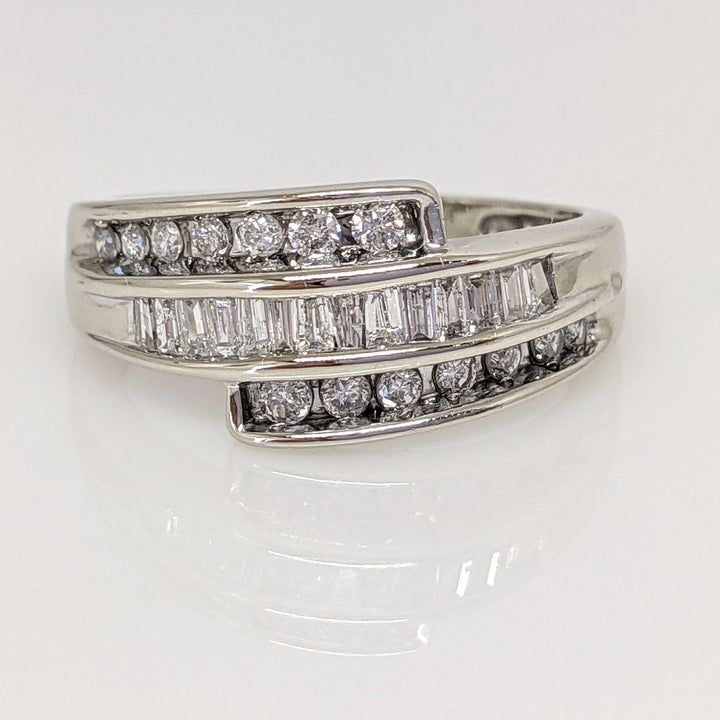 10K WHITE .46 CARAT TOTAL WEIGHT I1 I DIAMOND ROUND (14) BAGUETTE (14) ESTATE BAND 2.8 GRAMS