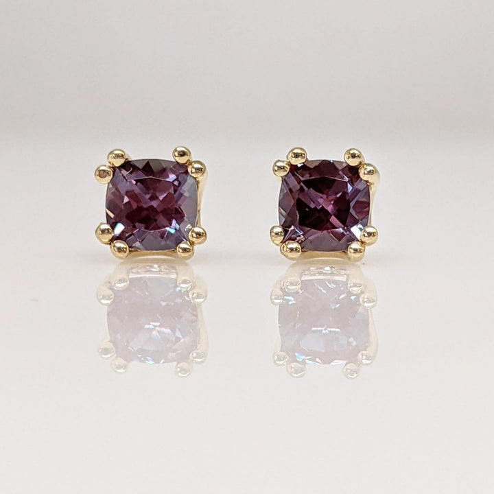 14K CHATHAM ALEXANDRITE CUSHION CUT 5MM DOUBLE PRONG STUD ESTATE EARRINGS 1.4 GRAMS