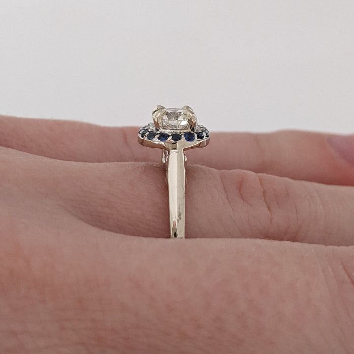 14K WHITE .71 CARAT TOTAL SI1 H DIAMOND ROUND WITH (16) ROUND SAPPHIRE HALO ESTATE RING 3.6 GRAMS