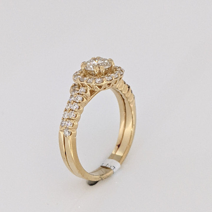 14K .60 CARAT TOTAL SI1 F DIAMOND ROUND WITH .47DTW MOUNTING AND .23DTW BAND ESTATE SET 4.5 GRAMS