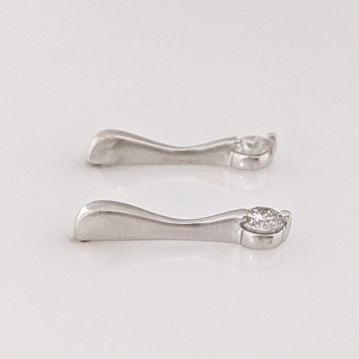 18K WHITE .30CTW DIAMOND ROUND DROP BAR ESTATE EARRINGS 1.2 GRAMS