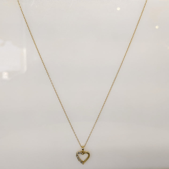 14K .11CTW I1 I DIAMOND ROUND (7) ESTATE HEART PENDANT & CHAIN 2.0 GRAMS