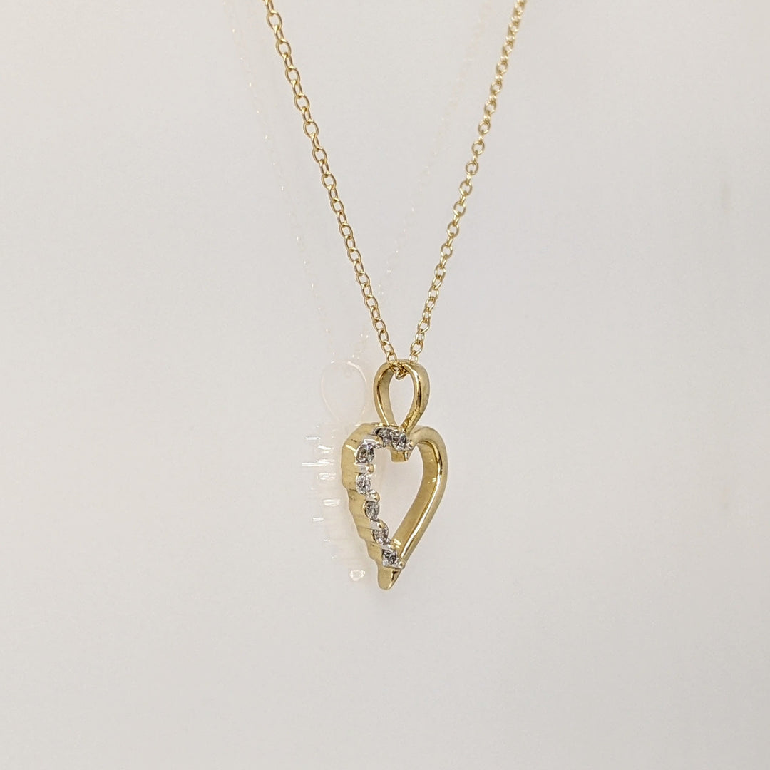 14K .11CTW I1 I DIAMOND ROUND (7) ESTATE HEART PENDANT & CHAIN 2.0 GRAMS