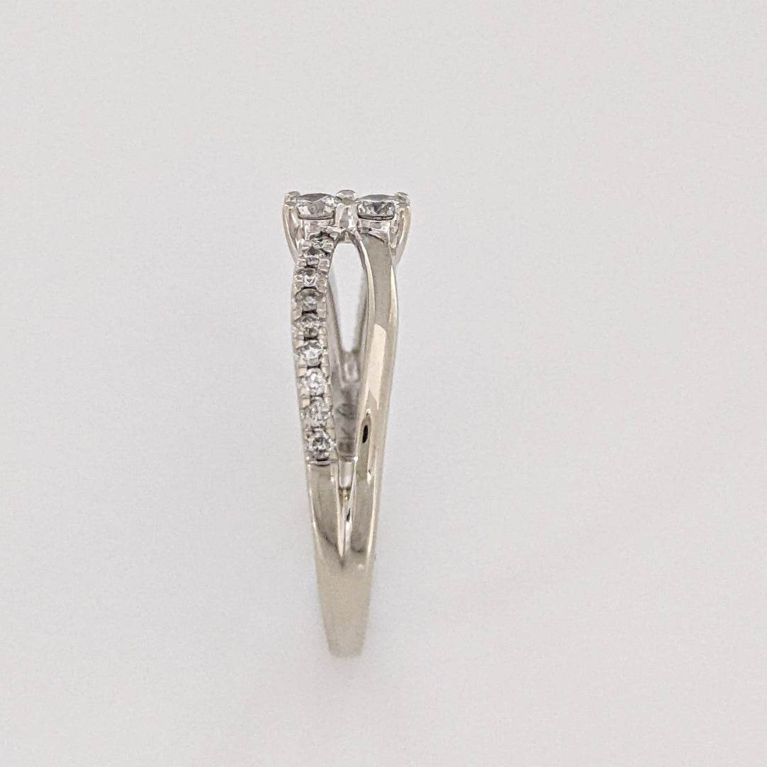 10K WHITE .34 CARAT TOTAL WEIGHT I1 I DIAMOND ROUND (20) SPLIT SHANK ESTATE RING 2.9 GRAMS