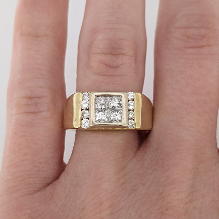 18K .80 CARAT TOTAL WEIGHT SI1 H DIAMOND PRINCESS CUT (4) ROUND (8) ESTATE RING 7.9 GRAMS