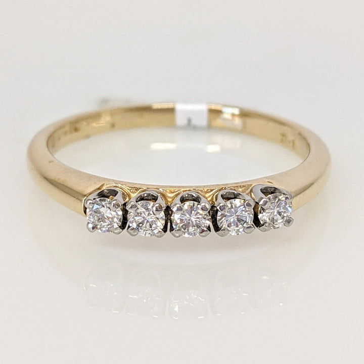 14K .25 CARAT TOTAL WEIGHT SI2 H-I DIAMOND ROUND (5) ESTATE BAND 2.4 GRAMS