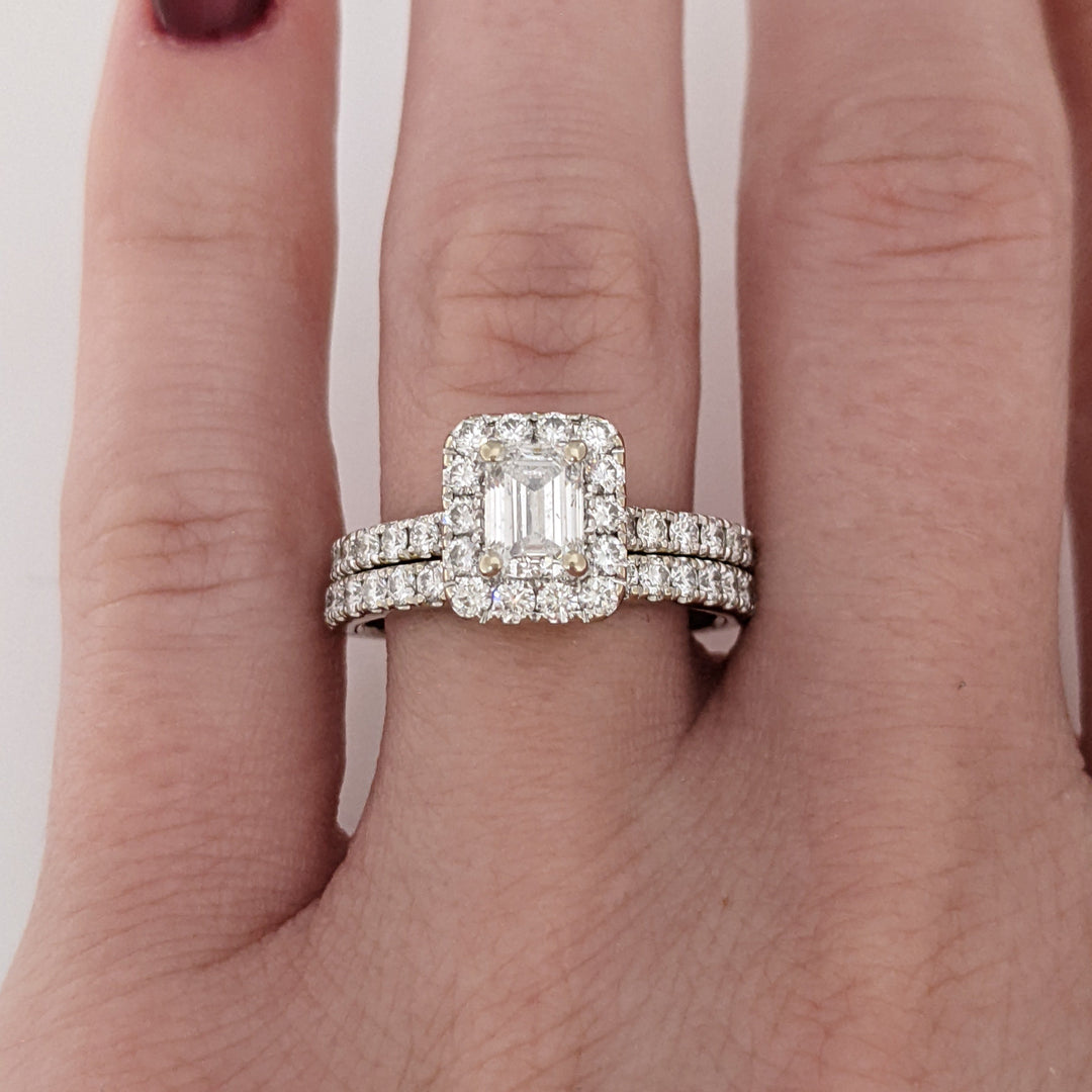 14KW 1.87 CARAT TOTAL WEIGHT SI2 I DIAMOND EMERALD CUT WITH (59) ROUND NEIL LANE ESTATE BAND/ RING SET 6.4 GRAMS