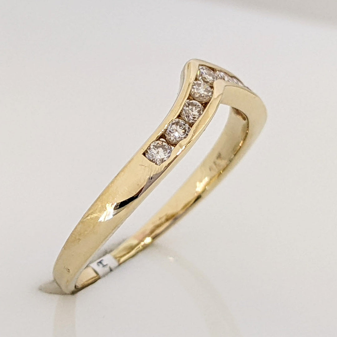 14K .23 CARAT TOTAL I1 I DIAMOND (9) CHANNEL ESTATE V-BAND 1.6 GRAMS