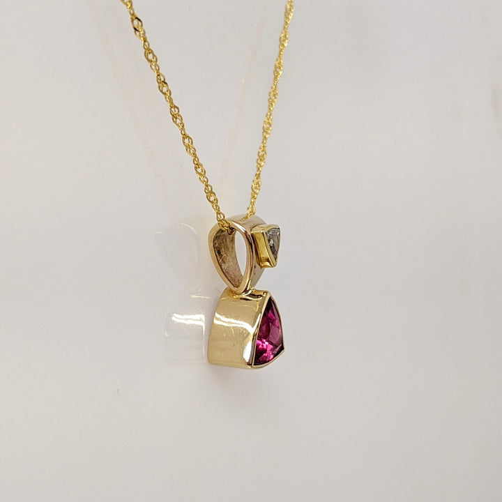 14K PINK TOURMALINE TRILLION CUT 7MM WITH .23 CARAT TOTAL DIAMOND TRILLION CUT BEZEL ESTATE PENDANT & CHAIN 3.8 GRAMS