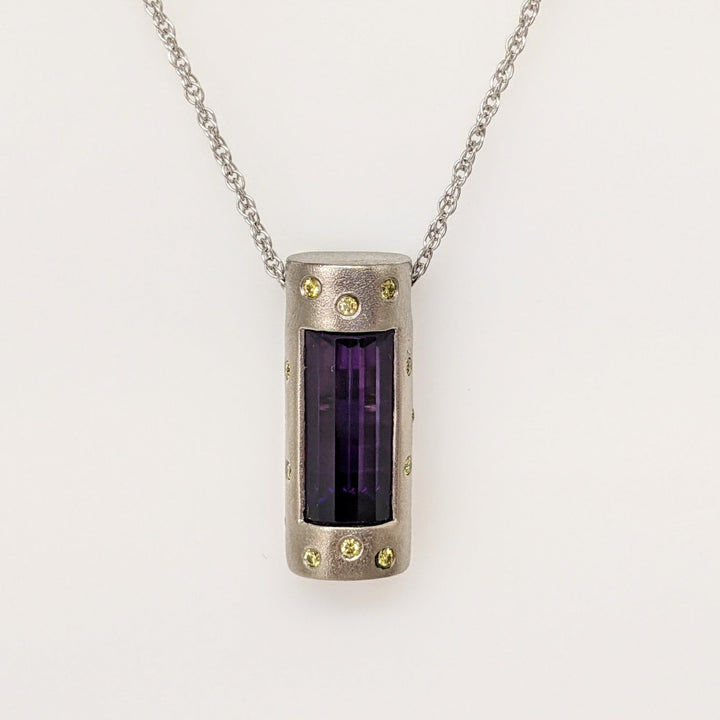 14K WHITE AMETHYST BAR 13X6 WITH (14) ROUND YELLOW DIAMONDS ESTATE PENDANT & CHAIN 10.0 GRAMS