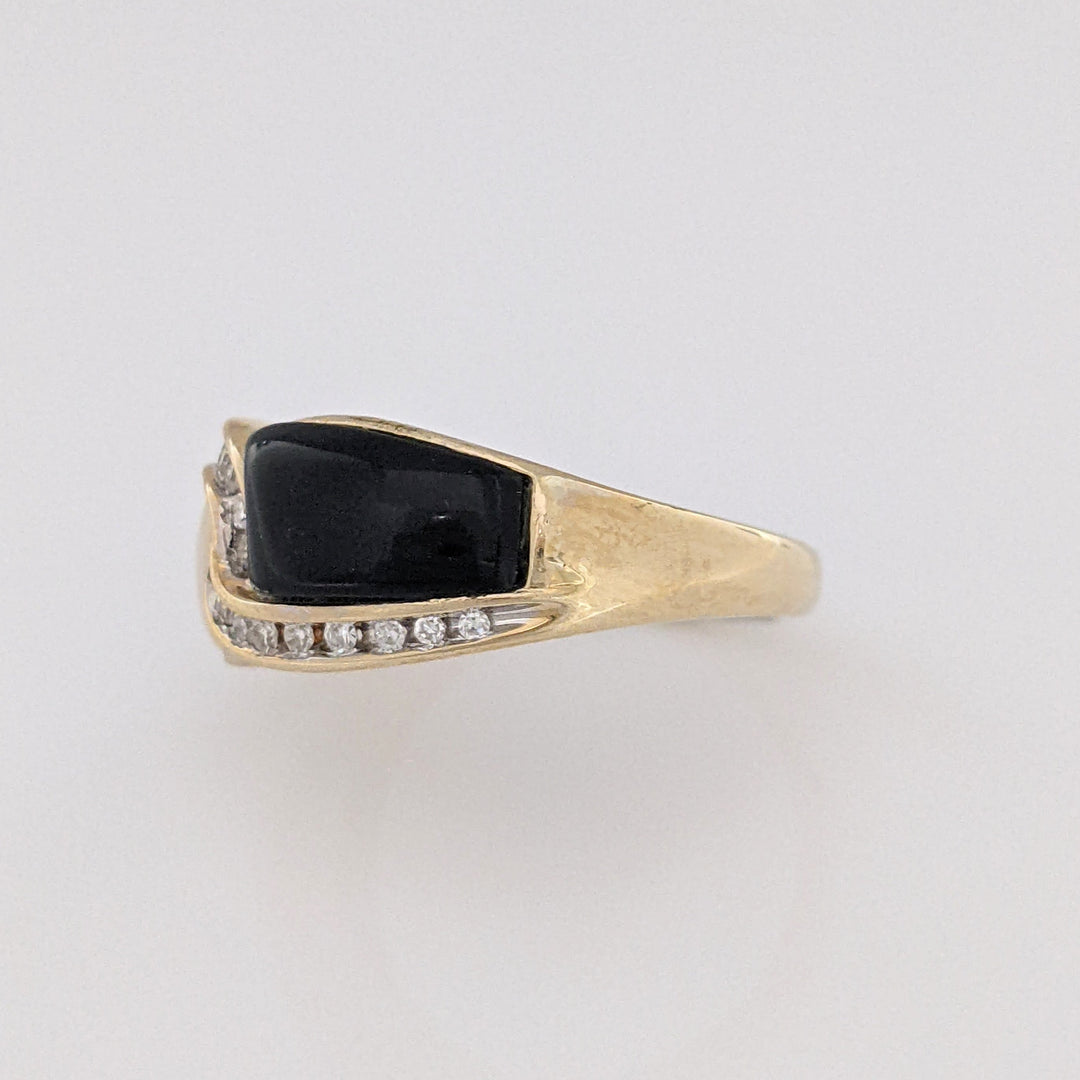 14K ONYX/ MOTHER OF PEARL WITH .10 DIAMOND TOTAL WEIGHT (20) ROUND ESTATE RING 4.8 GRAMS