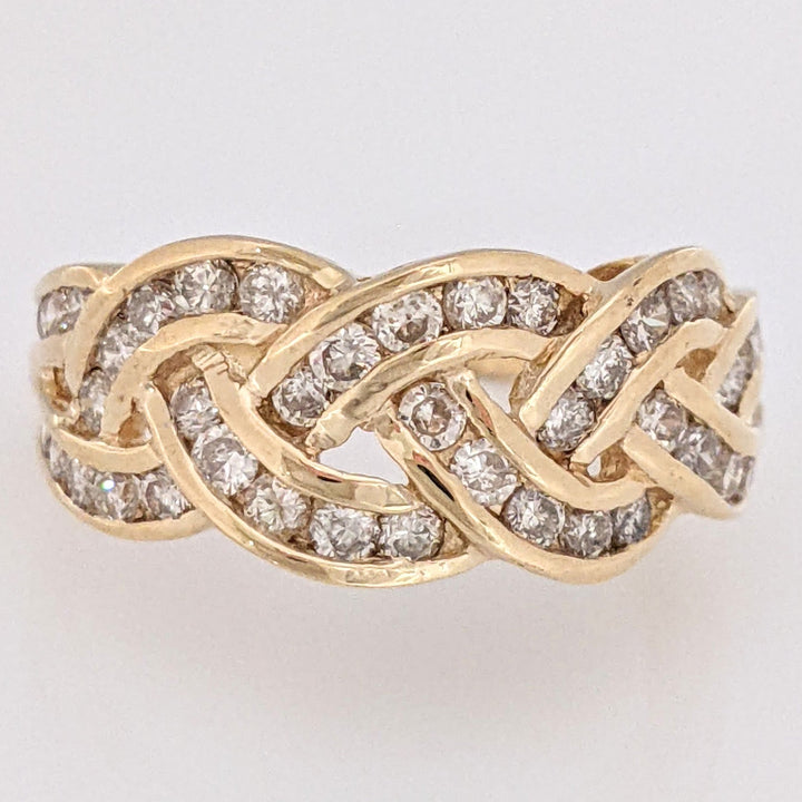 14K 1.02 CARAT TOTAL WEIGHT I1 I DIAMOND ROUND (41) CHANNEL TWISTED ESTATE BAND 4.2 GRAMS