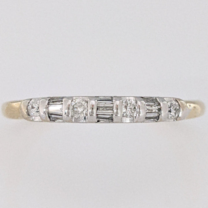 14K .29 CARAT TOTAL WEIGHT I1 H DIAMOND ROUND (4) BAGUETTE (9) ESTATE BAND 1.9 GRAMS