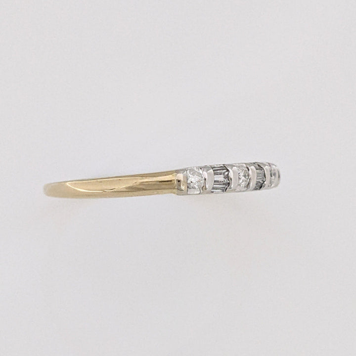 14K .29 CARAT TOTAL WEIGHT I1 H DIAMOND ROUND (4) BAGUETTE (9) ESTATE BAND 1.9 GRAMS