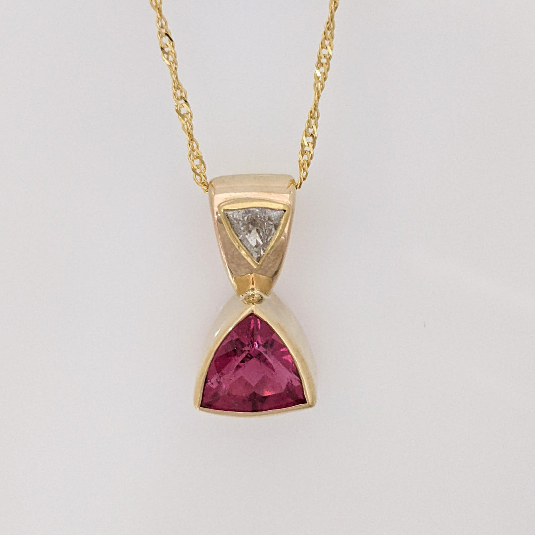 14K PINK TOURMALINE TRILLION CUT 7MM WITH .23 CARAT TOTAL DIAMOND TRILLION CUT BEZEL ESTATE PENDANT & CHAIN 3.8 GRAMS