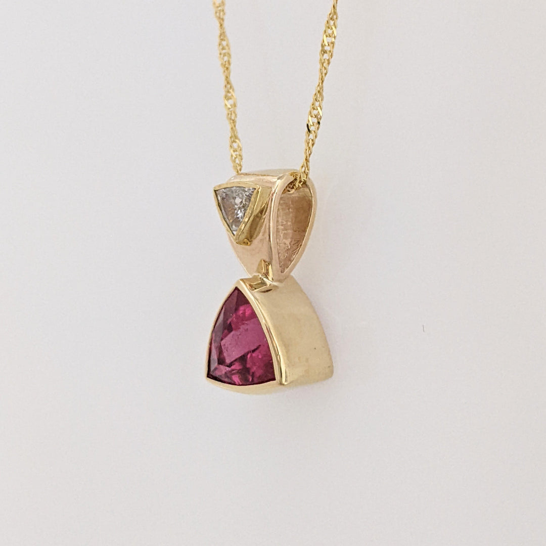 14K PINK TOURMALINE TRILLION CUT 7MM WITH .23 CARAT TOTAL DIAMOND TRILLION CUT BEZEL ESTATE PENDANT & CHAIN 3.8 GRAMS