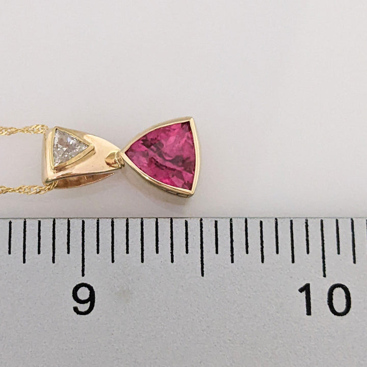 14K PINK TOURMALINE TRILLION CUT 7MM WITH .23 CARAT TOTAL DIAMOND TRILLION CUT BEZEL ESTATE PENDANT & CHAIN 3.8 GRAMS