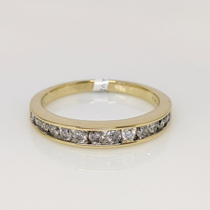 14K .50 CARAT TOTAL WEIGHT I2 H DIAMOND ROUND (14) ESTATE CHANNEL SET BAND 2.7 GRAMS