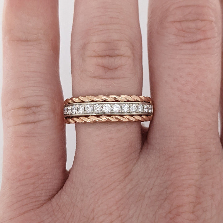 14K ROSE .25 CARAT TOTAL WEIGHT I1 I DIAMOND ROUND (13) ROPE TRIM ESTATE BAND 2.5 GRAMS