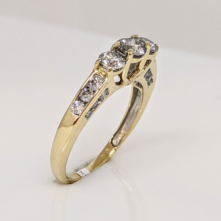 14K .99 CARAT TOTAL WEIGHT I2 H DIAMOND ROUND (21) TRINITY ESTATE RING 3.0 GRAMS