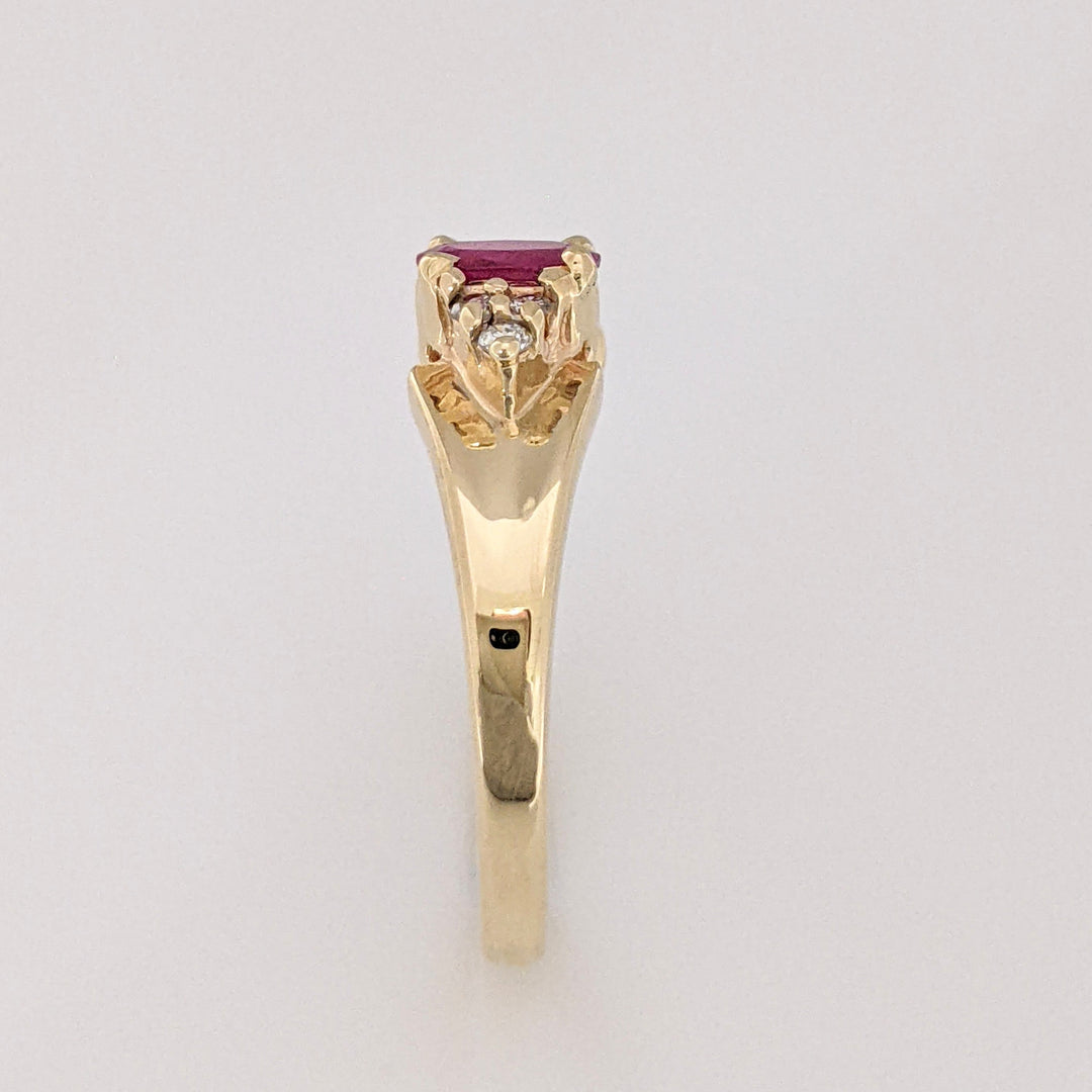 14K RUBY OVAL 4X6 WITH (6) MELEE ESTATE RING 2.5 GRAMS