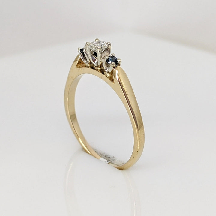 14K .15 CARAT TOTAL I1 H DIAMOND ROUND (1) WITH (2) 2.0MM SAPPHIRE ROUND ESTATE RING 2.5 GRAMS