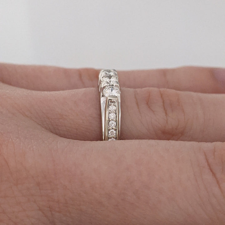 14K WHITE .52 CARAT TOTAL WEIGHT SI1 H DIAMOND ROUND (14) ESTATE BAND 4.4 GRAMS