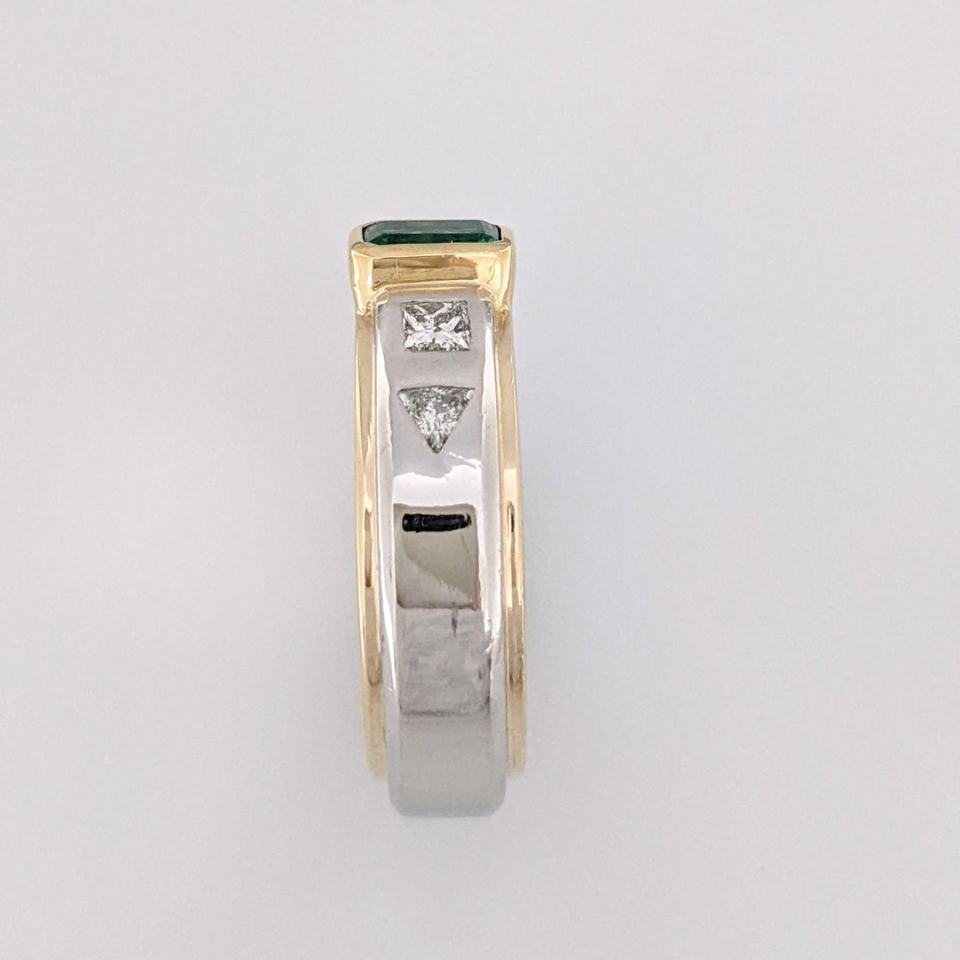 PLATINUM/18K EMERALD CUT EMERALD 4X6 WITH .54 DIAMOND TOTAL WEIGHT (2) PRINCESS CUT (2) TRILLION CUT ESTATE RING  15.8 GRAMS