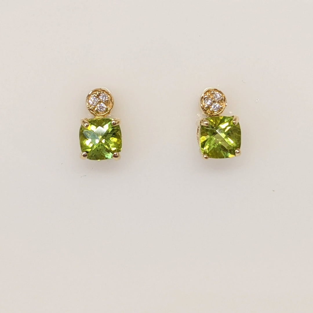 14K PERIDOT CUSHION CUT 5MM WITH (6) MELEE ESTATE EARRINGS 1.6 GRAMS