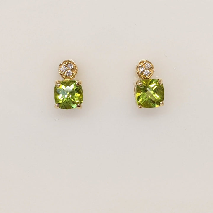 14K PERIDOT CUSHION CUT 5MM WITH (6) MELEE ESTATE EARRINGS 1.6 GRAMS