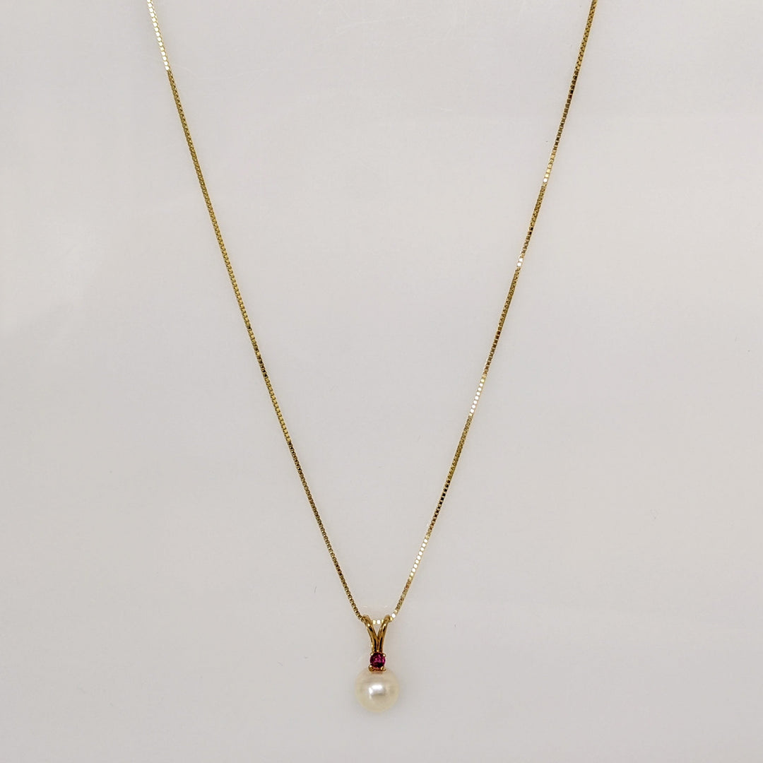 14K PEARL ROUND 5MM WITH 2MM RUBY ROUND ESTATE PENDANT & CHAIN 1.8 GRAMS