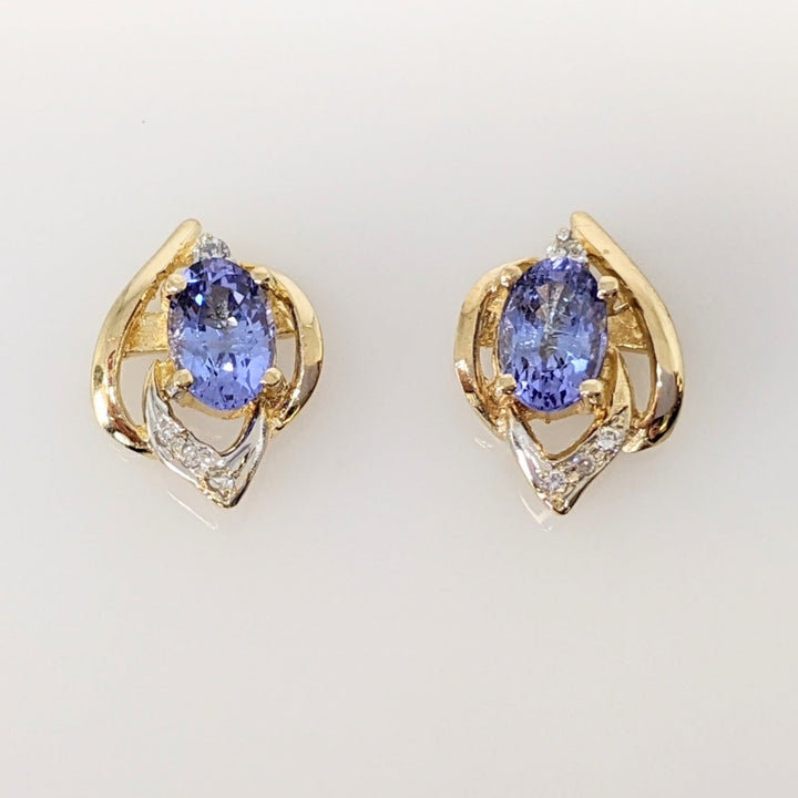 14K TANZANITE OVAL 4X6 (2) WITH (6) MELEE ESTATE EARRINGS 1.6 GRAMS