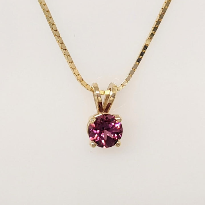 14K PINK TOURMALINE ROUND 5.5MM ESTATE PENDANT & CHAIN 3.2 GRAMS