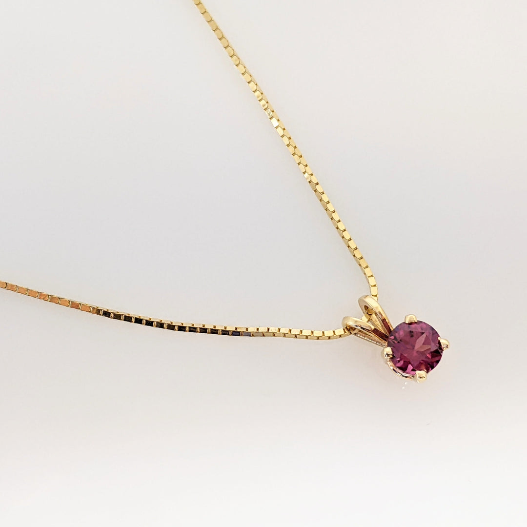 14K PINK TOURMALINE ROUND 5.5MM ESTATE PENDANT & CHAIN 3.2 GRAMS