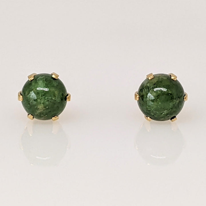 14K GREEN JADE ROUND CABOCHON 4.7MM STUD ESTATE EARRINGS 0.8 GRAMS