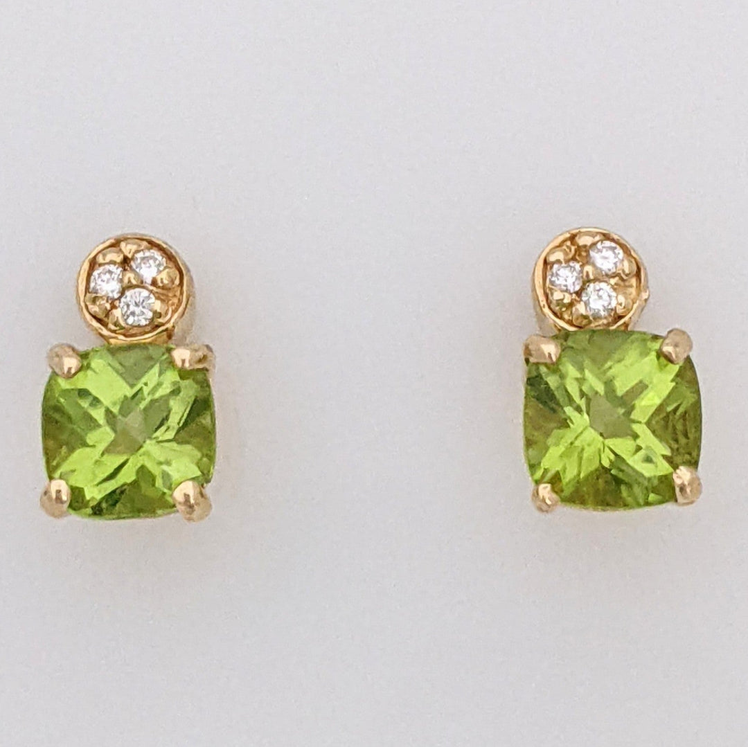 14K PERIDOT CUSHION CUT 5MM WITH (6) MELEE ESTATE EARRINGS 1.6 GRAMS