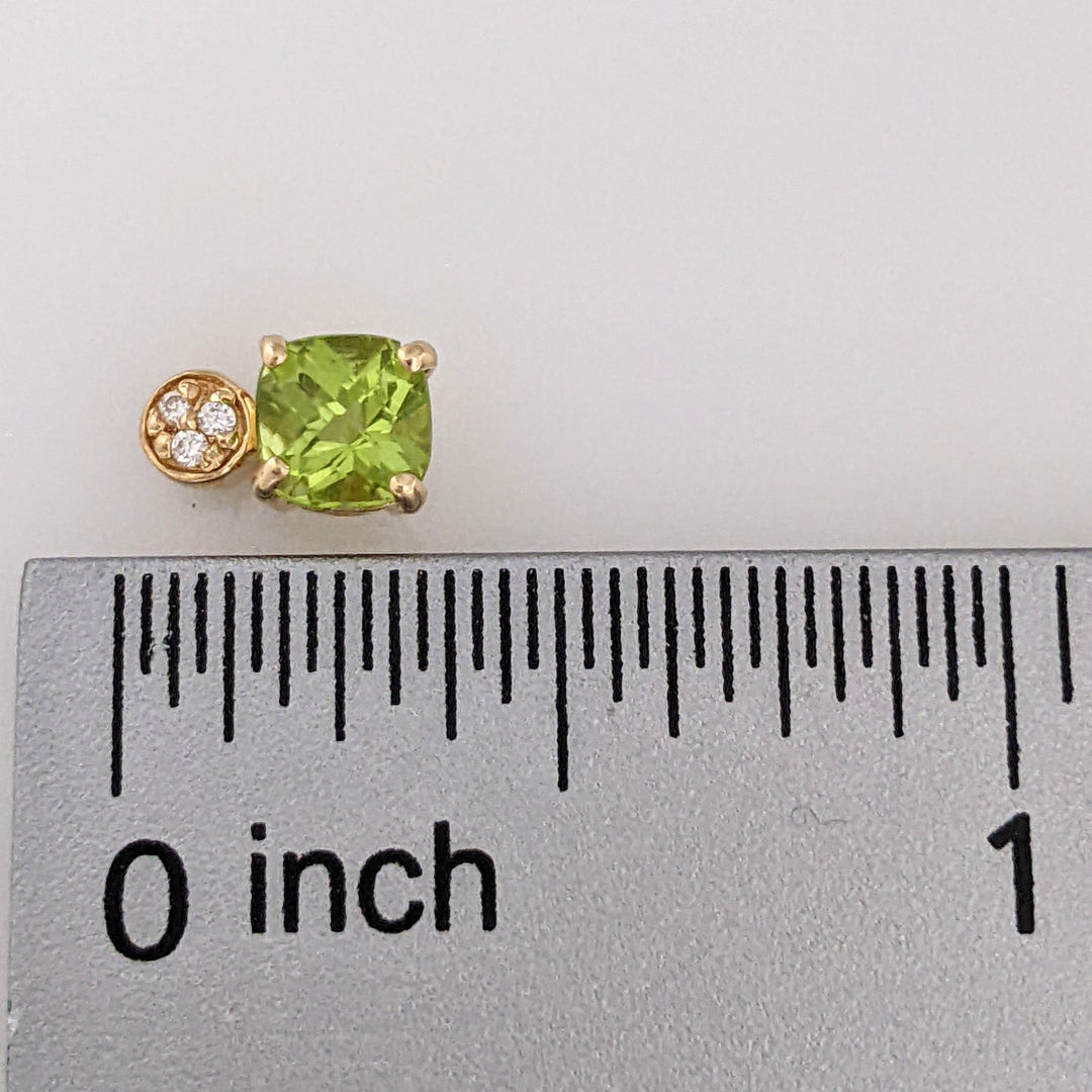 14K PERIDOT CUSHION CUT 5MM WITH (6) MELEE ESTATE EARRINGS 1.6 GRAMS