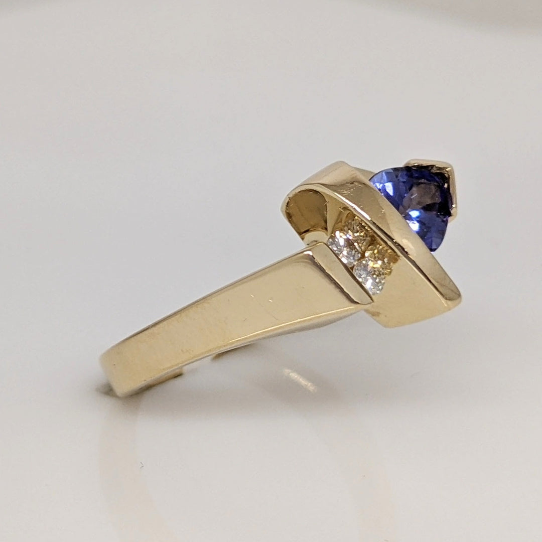 14K TANZANITE TRILLION 5MM WITH (2) MELEE FREE FORM ESTATE RING 4.9 GRAMS