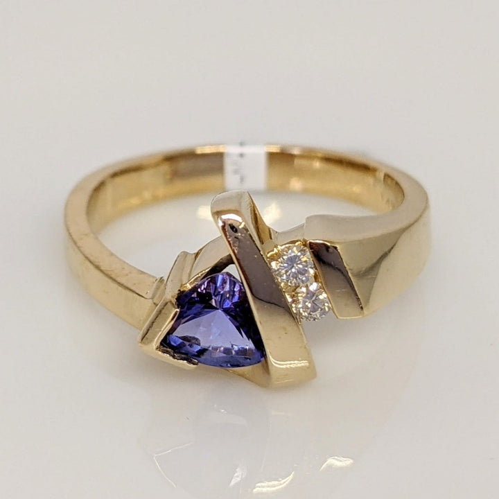 14K TANZANITE TRILLION 5MM WITH (2) MELEE FREE FORM ESTATE RING 4.9 GRAMS