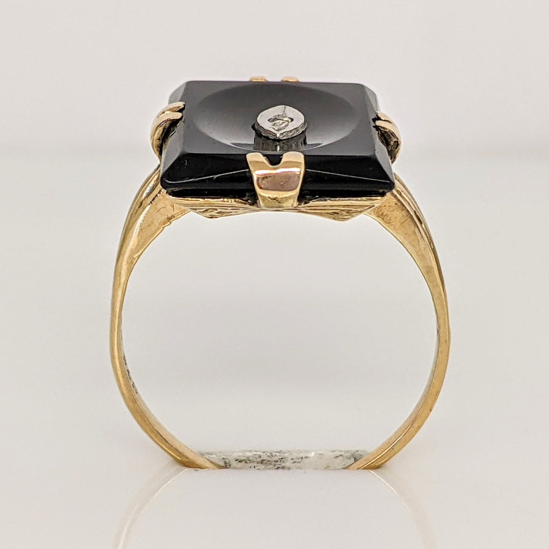 10K ONYX 12X16 WITH MELEEE ESTATE RING 2.9 GRAMS
