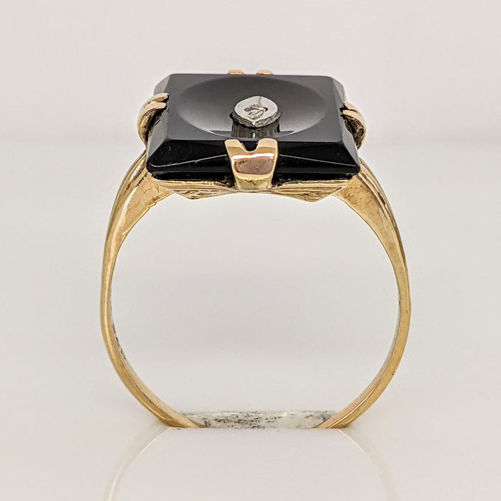 10K ONYX 12X16 WITH MELEEE ESTATE RING 2.9 GRAMS