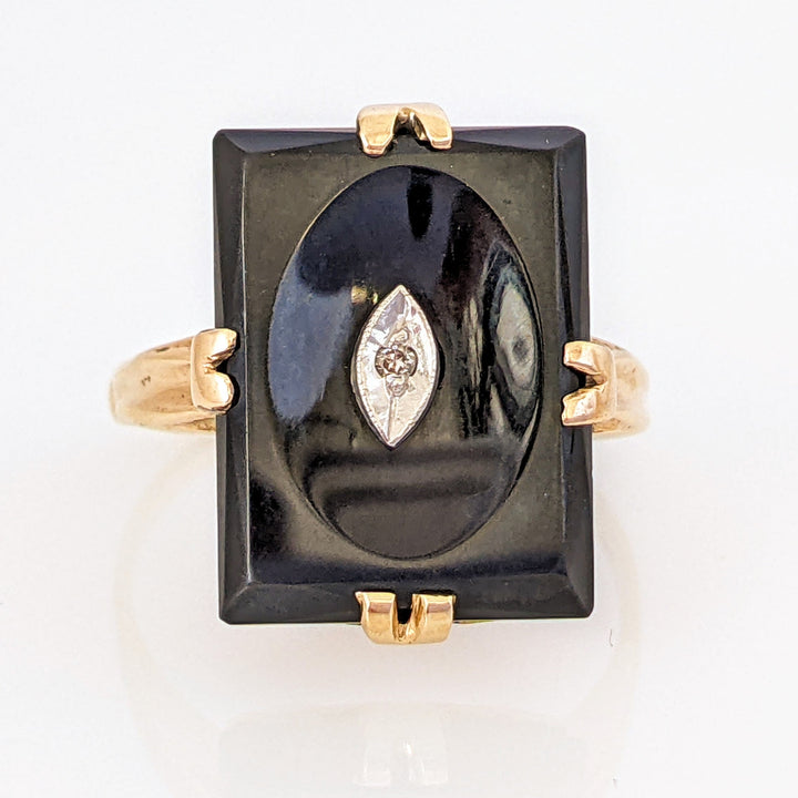 10K ONYX 12X16 WITH MELEEE ESTATE RING 2.9 GRAMS