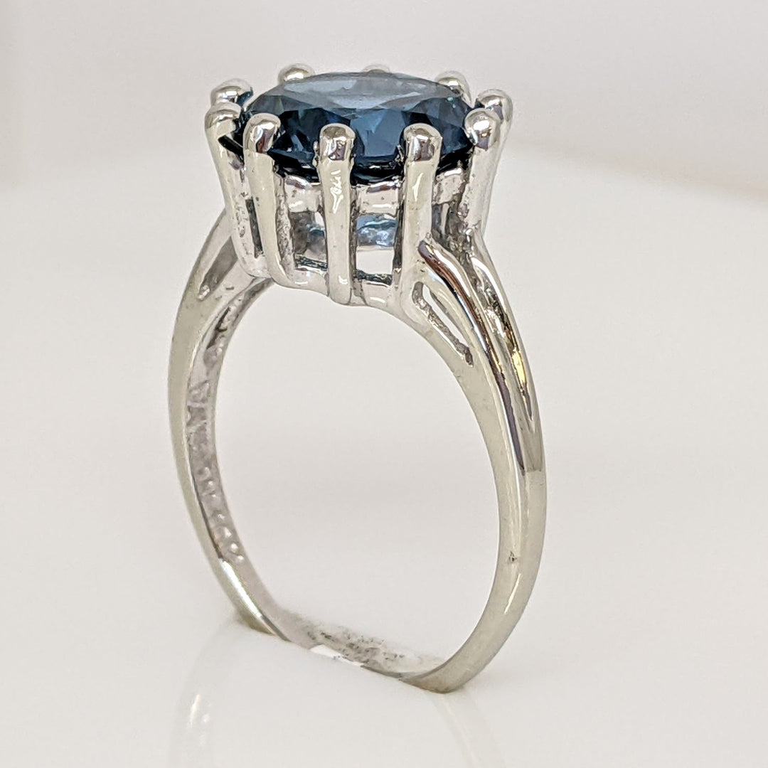 10K WHITE LONDON BLUE TOPAZ ROUND 10MM MULTI-PRONG ESTATE RING 3.2 GRAMS