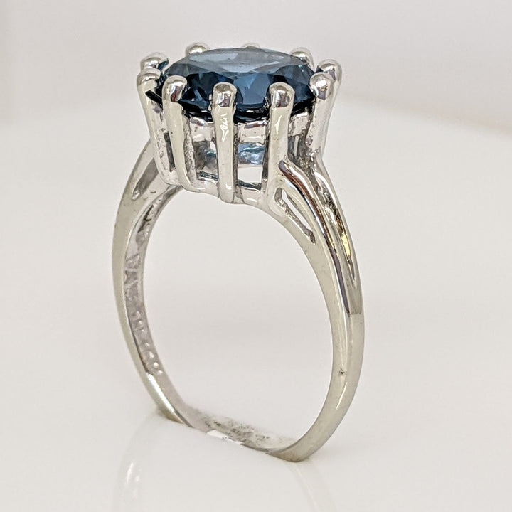 10K WHITE LONDON BLUE TOPAZ ROUND 10MM MULTI-PRONG ESTATE RING 3.2 GRAMS