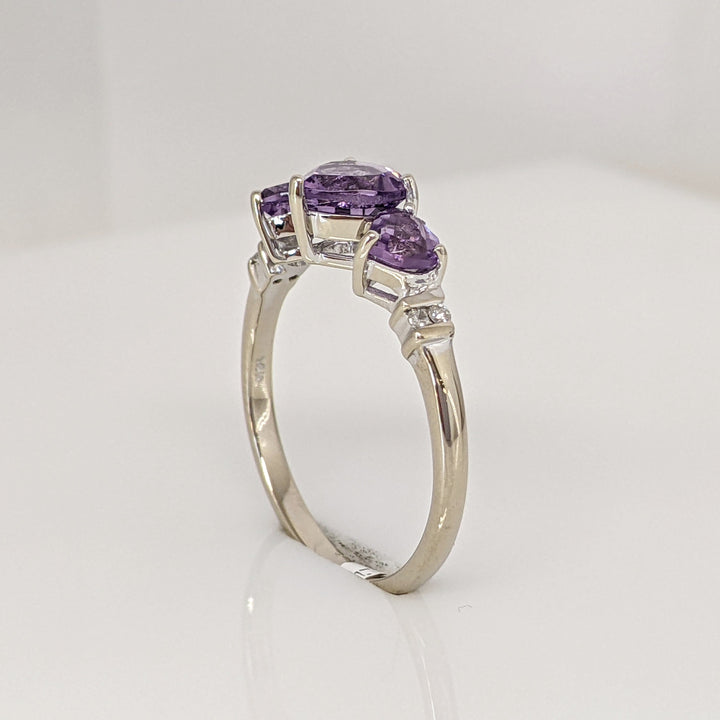 14K WHITE AMETHYST HEART 6MM (1) 4MM (2) WITH (2) MELEE ESTATE RING 2.2 GRAMS