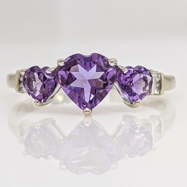 14K WHITE AMETHYST HEART 6MM (1) 4MM (2) WITH (2) MELEE ESTATE RING 2.2 GRAMS