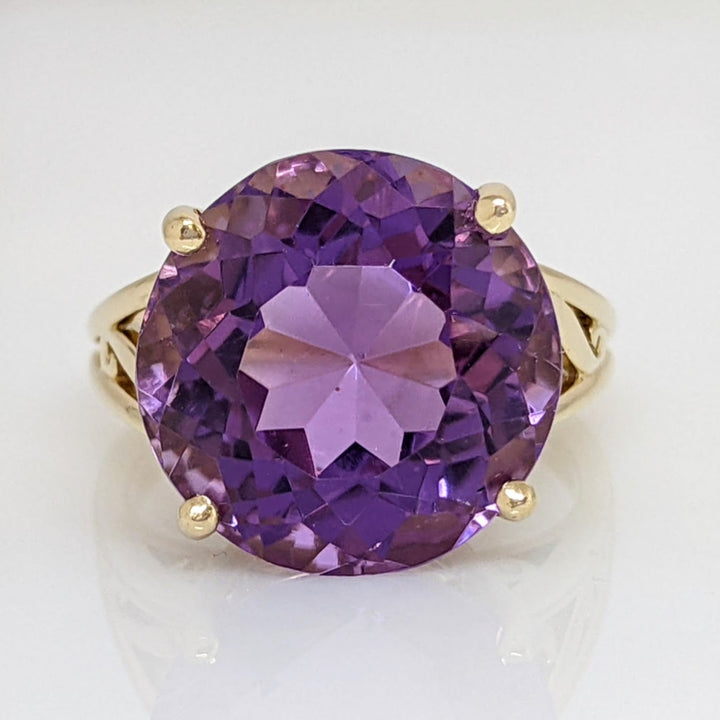 14K AMETHYST ROUND 14MM SPLIT SHANK ESTATE RING 7.0 GRAMS