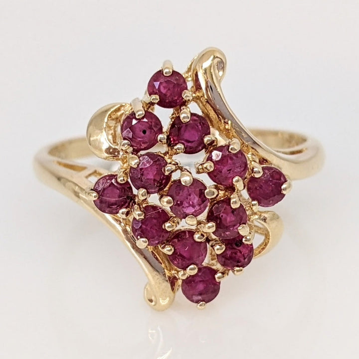 10K RUBY ROUND (13) 2.5MM ESTATE CLUSTER RING 3.0 GRAMS