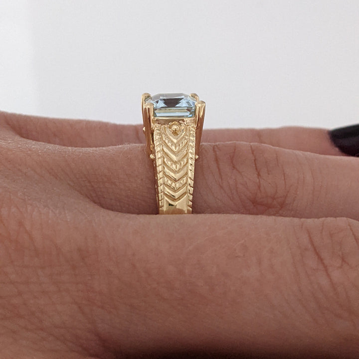 14K AQUAMARINE "AA" EMERALD CUT 7X9 ETCHED MOUNTING ESTATE RING 5.1 GRAMS