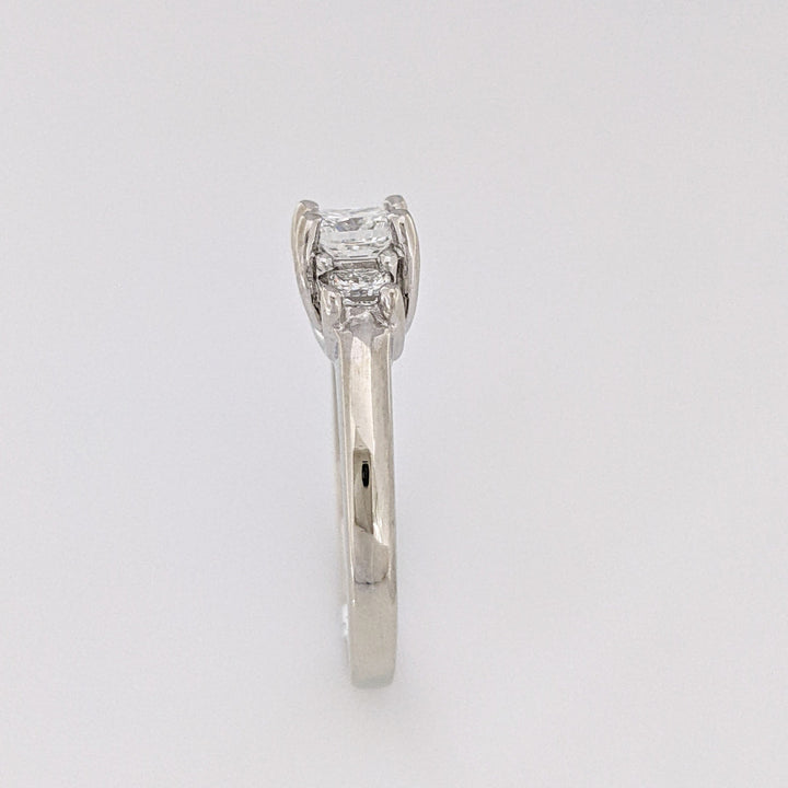 14K WHITE 1.04 CARAT TOTAL WEIGHT VS2 G DIAMOND PRINCESS CUT (3) ESTATE RING 4.4 GRAMS